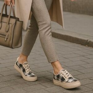 Zodiac Cheezburger Plaid Lace-Up Sneakers Women’s Size 9M Black White Tan NWB